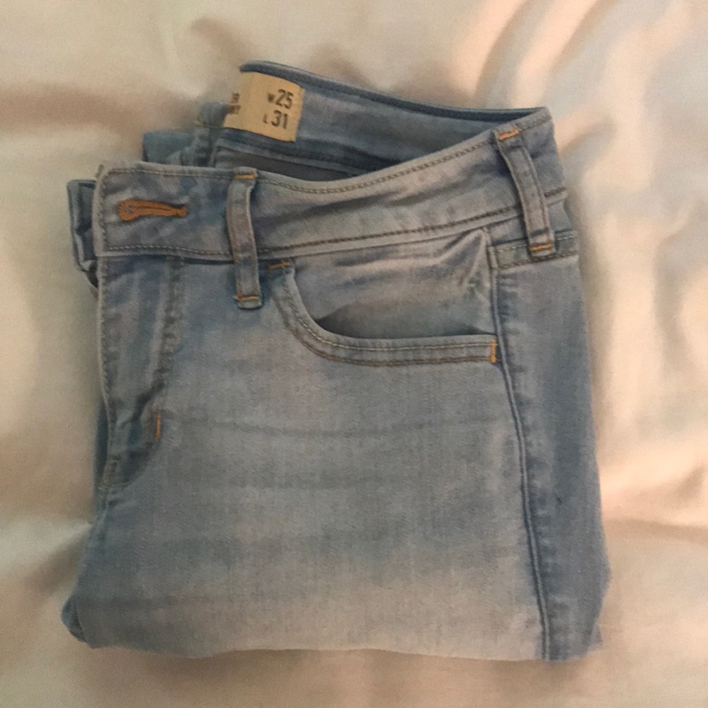 Hollister jeans